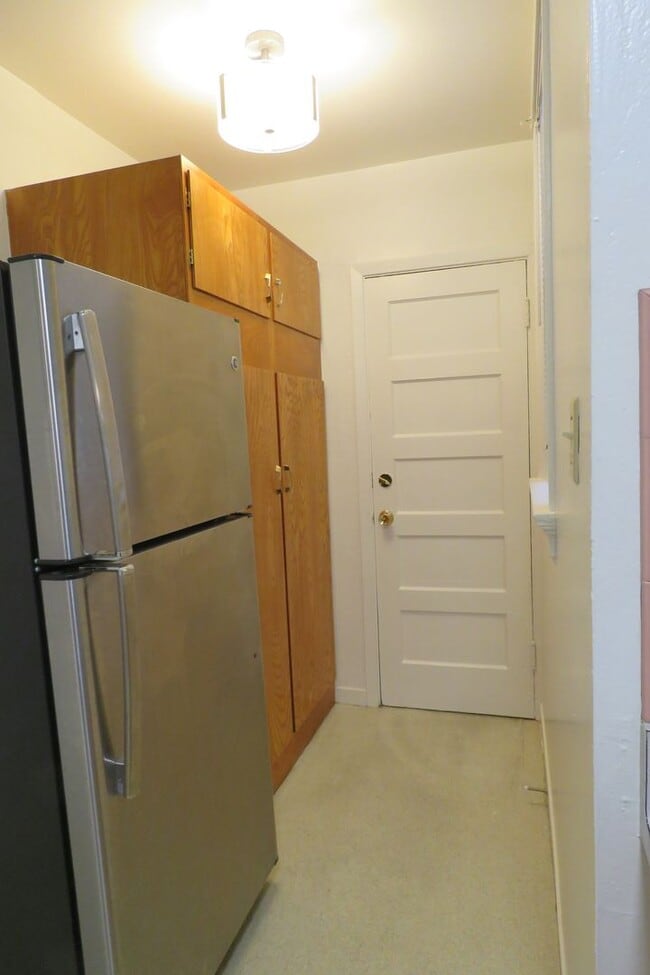 Photo - Cow Hollow - 2 Bedroom Flat