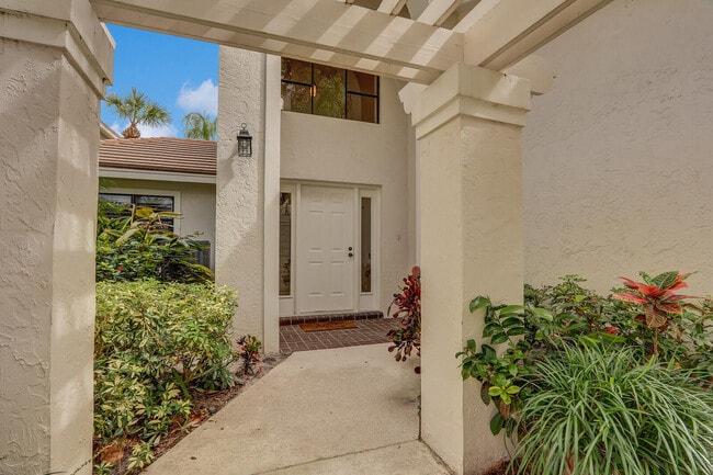 Building Photo - 16000 W Bay Dr Unit 256