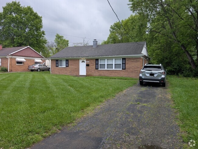 Building Photo - 8632 Neptune Dr Rental