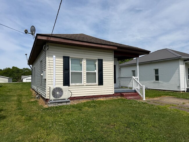 Photo - 2111 Lincoln Ave