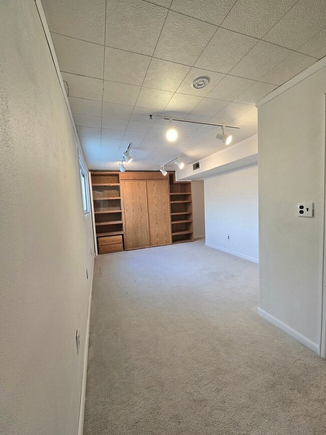 13390 W 8th Ave
