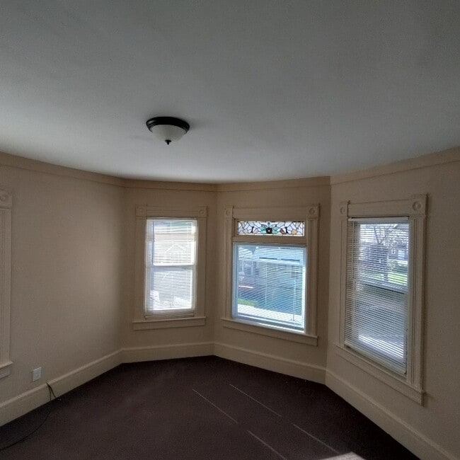 Photo - 39 Wendell Pl Apartment Unit 2