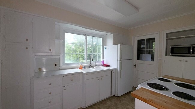 Photo - Charming Home in the Heart of OMP Wine Country