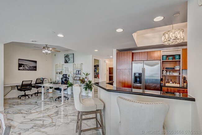 Photo - 2640 Lake Shore Dr Unit 2014