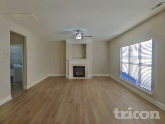 Photo - 1027 Coulwood Ln