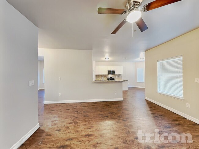 Photo - 2115 Mesa Wood Dr