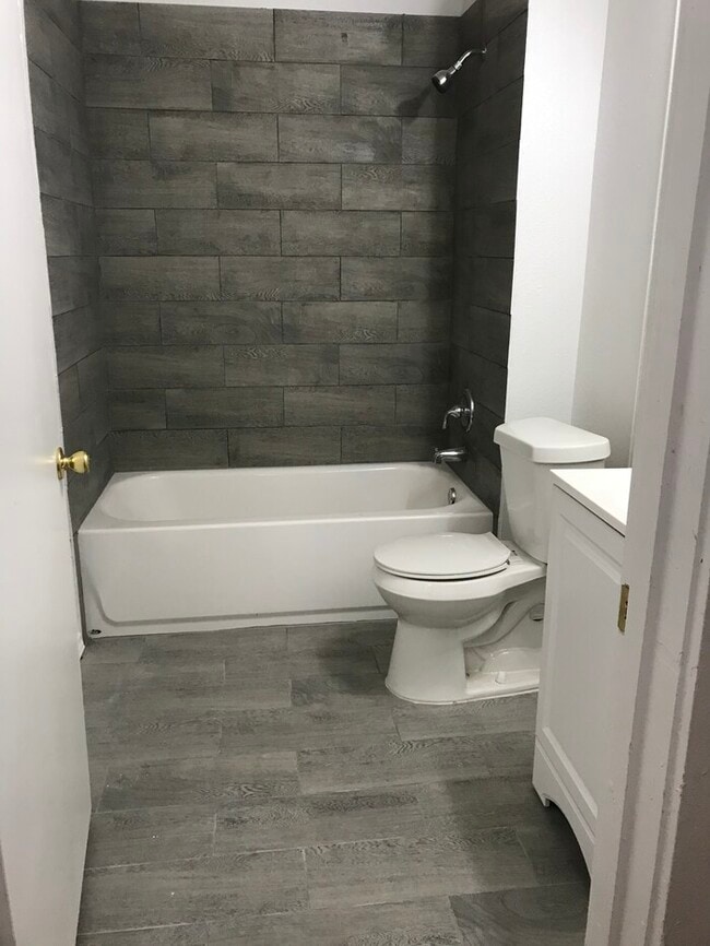 Photo - 3 bedroom house in Fort Worth for rent.