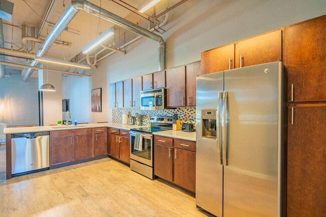 Photo - 1275 E University Dr Unit ID1263058P