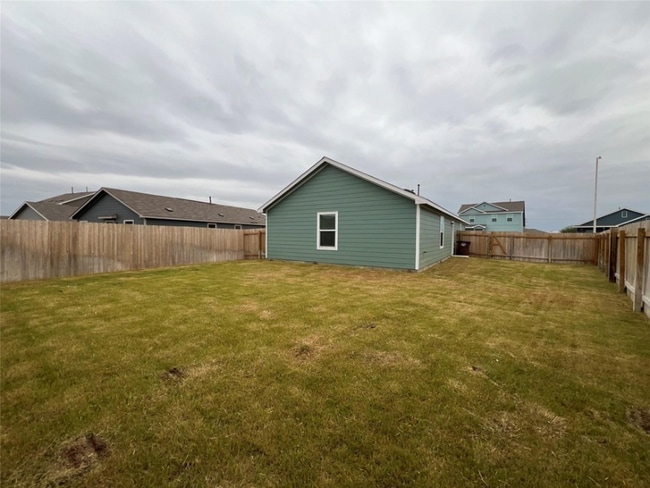 Photo - 420 Halfmoon Dr