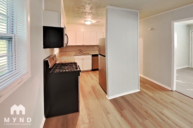 Photo - 6156 Water Oak Cir SW