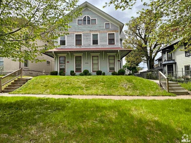 Building Photo - 1206 N Perry St Unit 2 Rental
