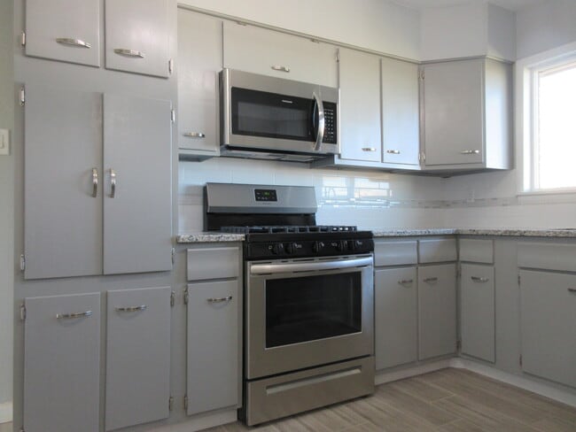 Photo - 3302 Zircon Dr