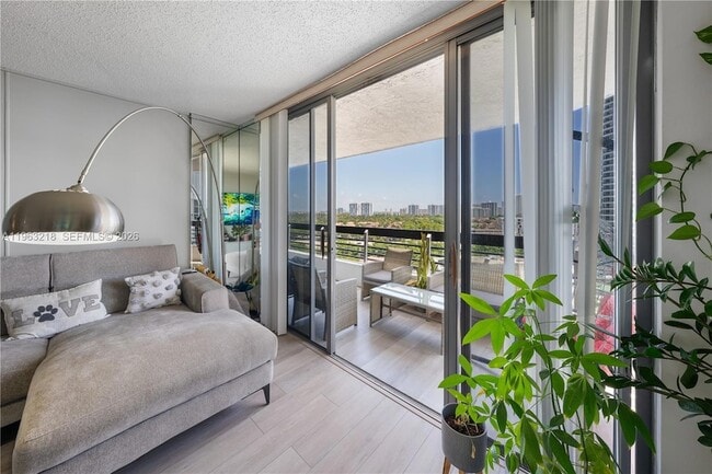 Photo - 3530 Mystic Pointe Dr Unit 1406