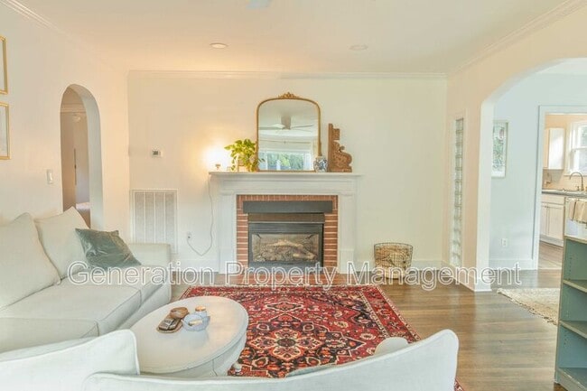 Photo - 303 Shawnee Trail