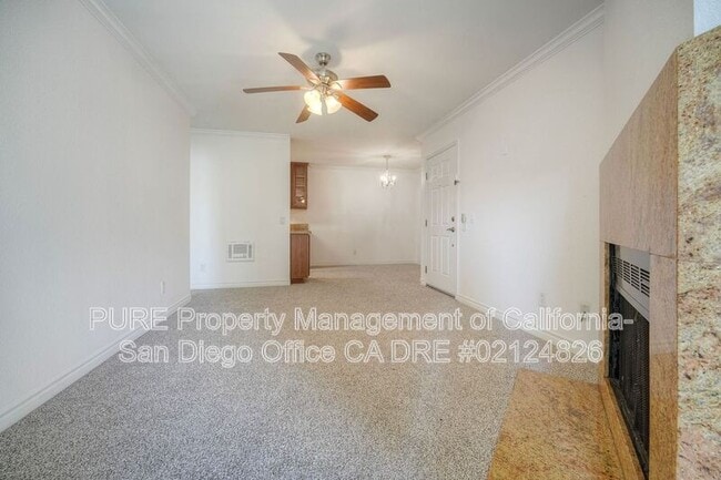 Photo - 9909 Azuaga St