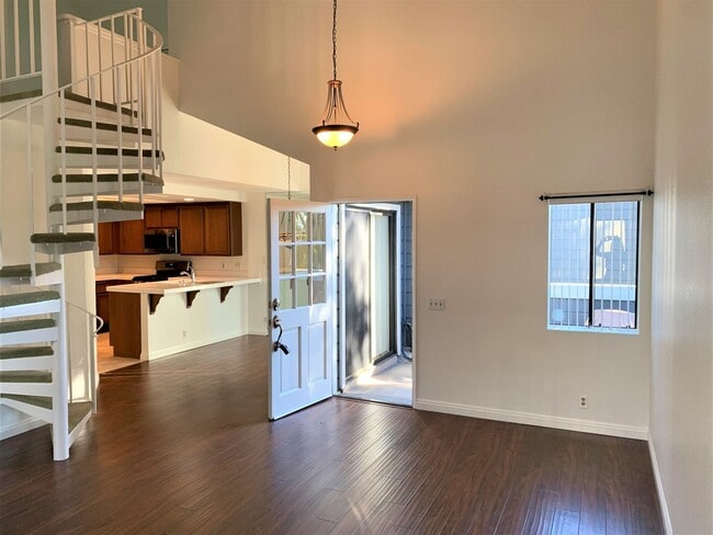 Photo - Amazing condo located in desirable Aliso Viejo!