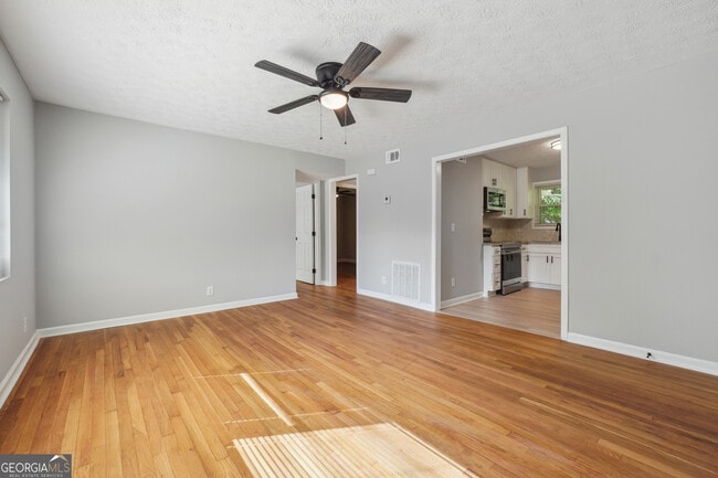 Photo - 169 Constitution Blvd Unit 5