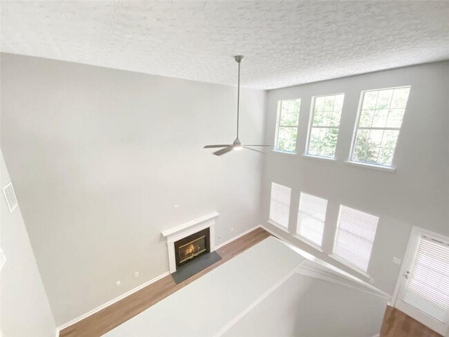 Photo - 1232 Gates Cir SE