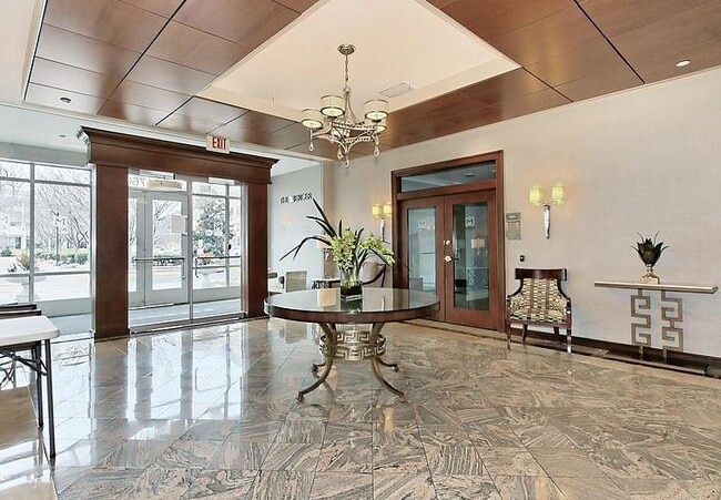 Photo - 11760 Sunrise Valley Dr Unidad 803