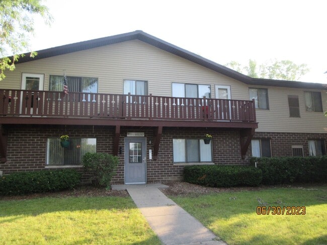 N111 W15784 Vienna Court # 2