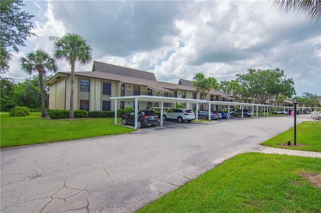 Building Photo - 27 Plantation Dr Unit 202 Rental