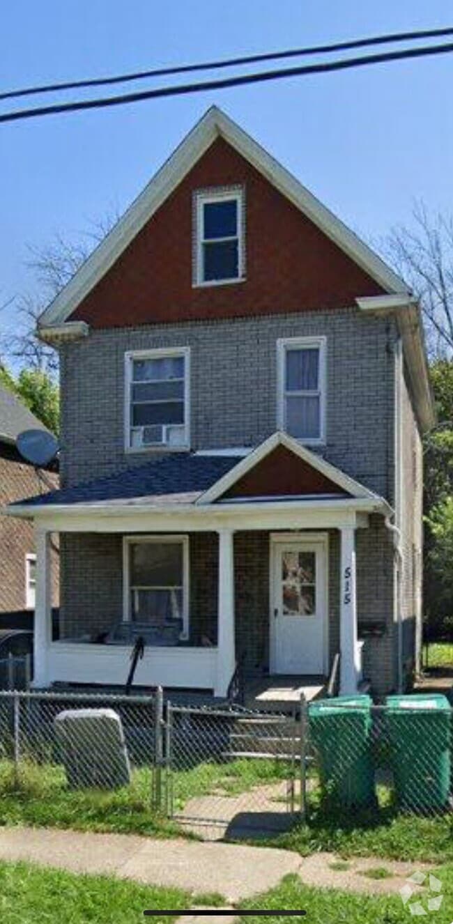 Building Photo - 515 18th St Rental