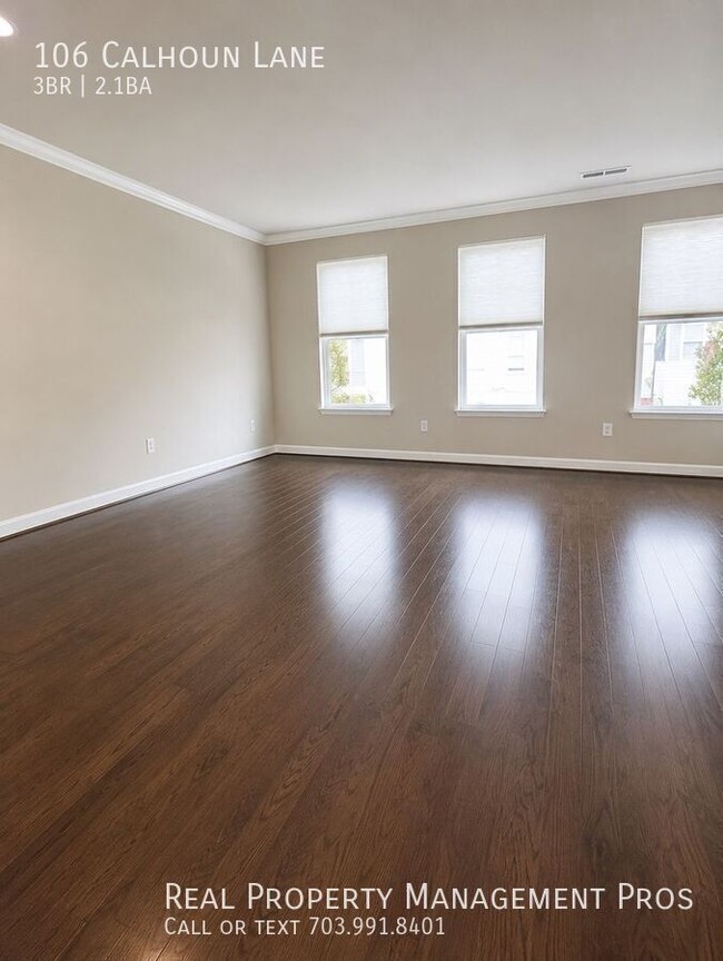 Photo - 106 Calhoun Ln