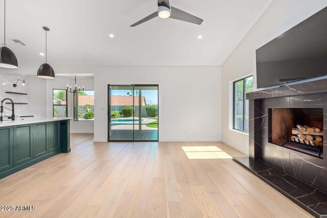 Photo - 5715 E Campo Bello Dr