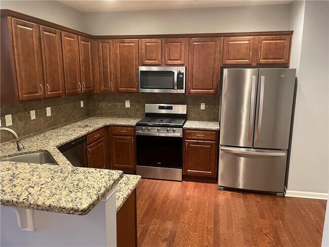 Photo - 1345 Winshire Cove