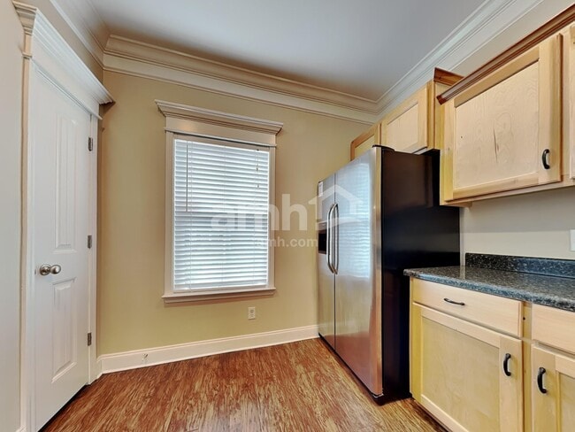 Photo - 306 Crabapple Cir