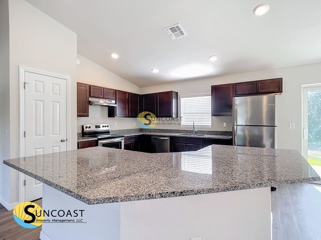 Photo - 20241 Peachland Blvd