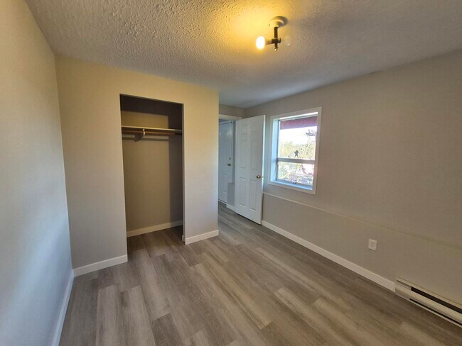 Photo - 6181 Palahi Rd