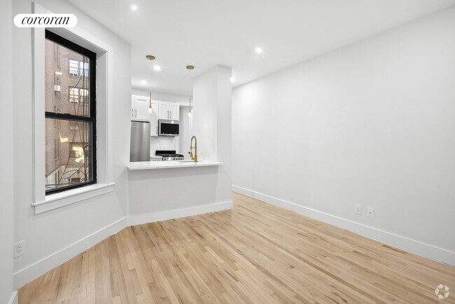 Building Photo - 206 W 96th St Rental