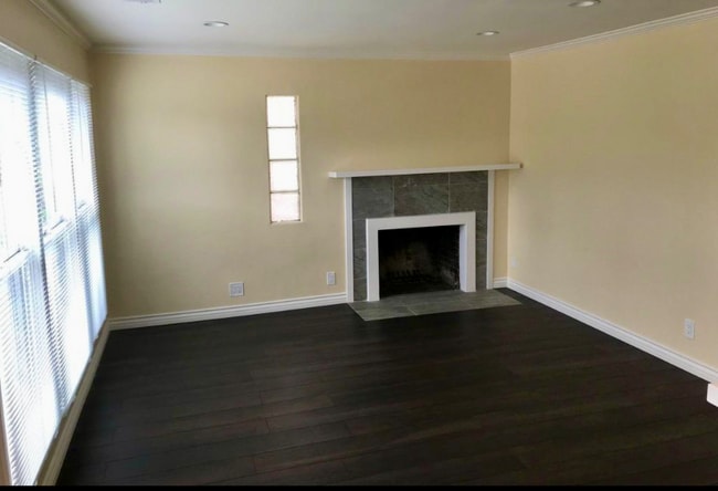 Photo - 3835 Arboleda St