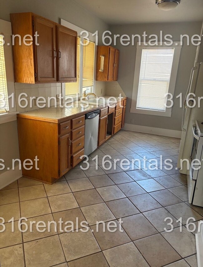Photo - $995 - 3 bed 1 bath - Single Family Home