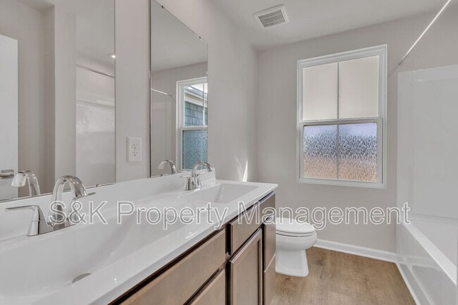 Photo - 2113 Gilmer Ln