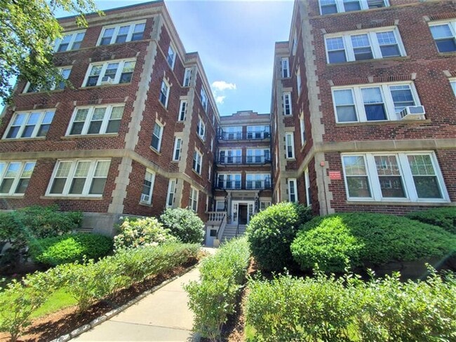 Photo - 154 Summer St Unit 1