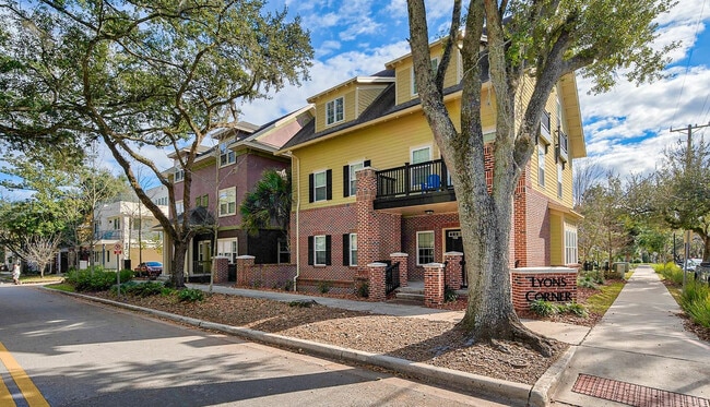 lyons corner street view - Lyons Corner