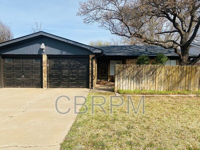 Photo - 4710 64th St