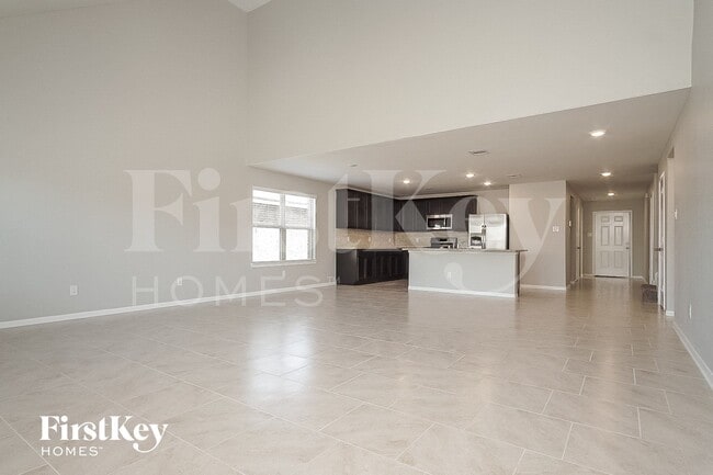 Photo - 29018 Innes Park Pl