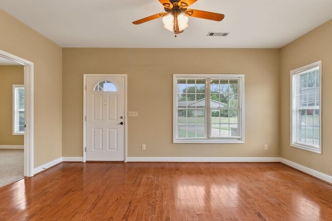 Photo - Charming 3 Bedroom 3 Bath Home Available i...