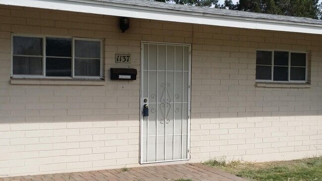 Building Photo - 1137 S Judd St Rental