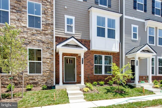 Photo - 1531 Iron Horse Wy