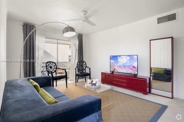 Building Photo - 8701 SW 141st St Unit L5 Rental