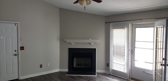 Photo - 803 Moultrie Ct Unit E