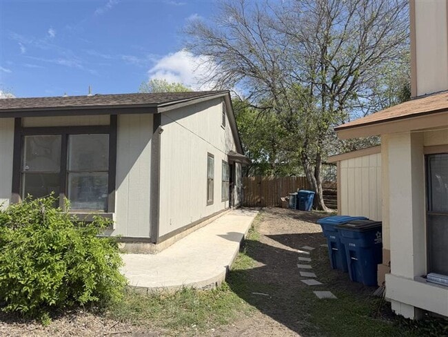 Photo - Large 3/2 with attached garage