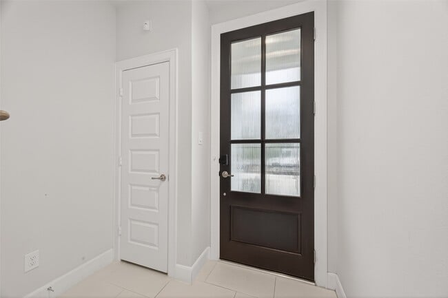 Photo - 2712 Grand Fountains Dr