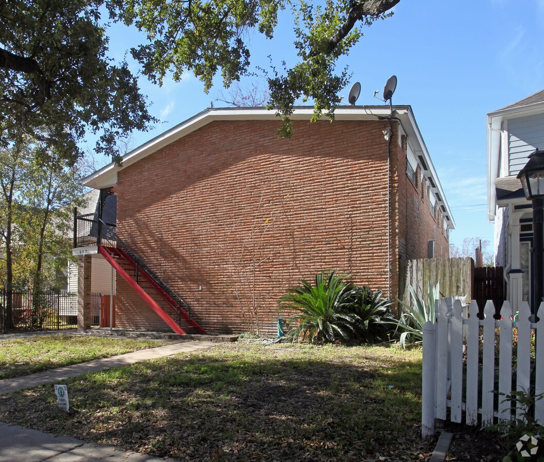 Photo - 907 Heights Blvd