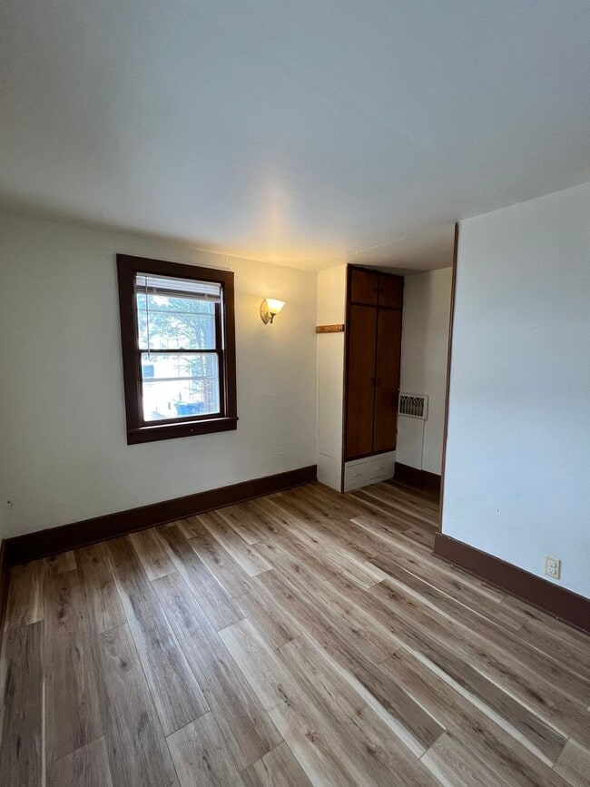Photo - Spacious 2-Bedroom, 1-Bath Single Family House