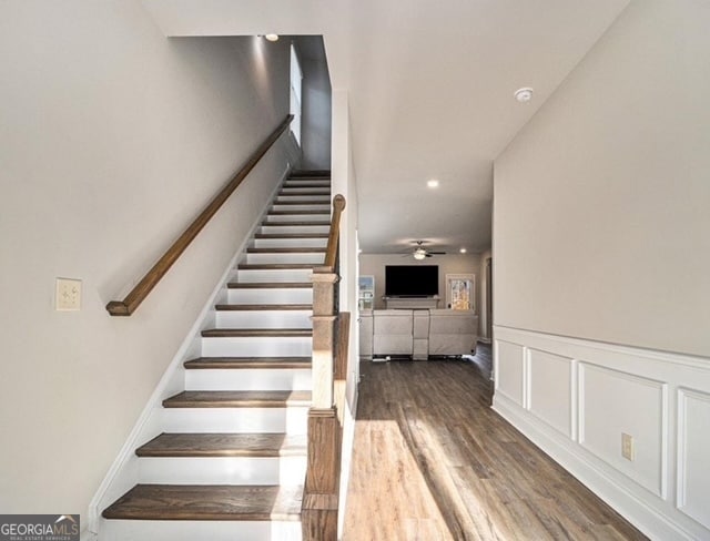 Photo - 394 Greenleaf Ct NW